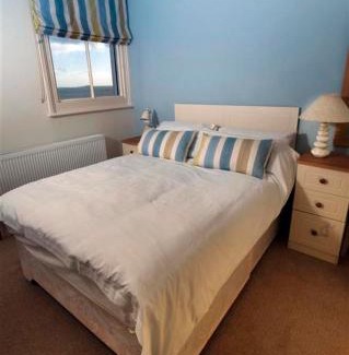 Coverack Bed & Breakfast | The Paris Hotel