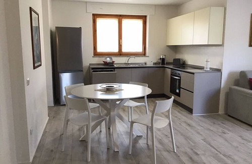 Santa Giusta Apartment | The Park Entire apartment with separate entrance CIN IT095047C2000R1207