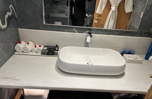 Connaught Place Hotel | The Park New Delhi