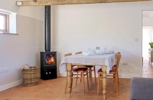 Cowbeech House | The Parlour