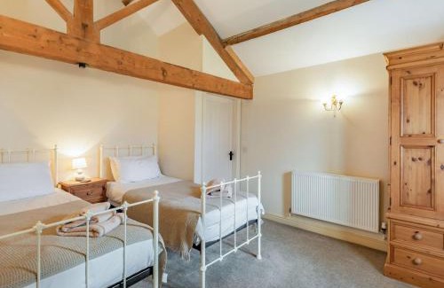Arnold House | The Parlour - Uk37517