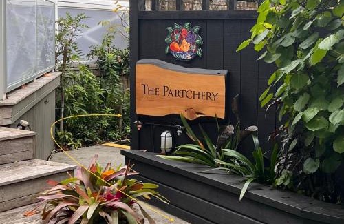 Narrow Neck Apartment | The Partchery Devonport