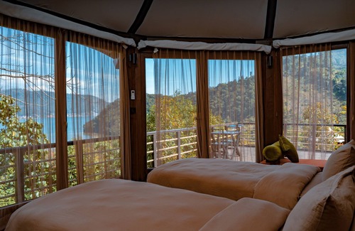 Pumdi Bhumdi Hotel | The Pavilions Himalayas Lake View