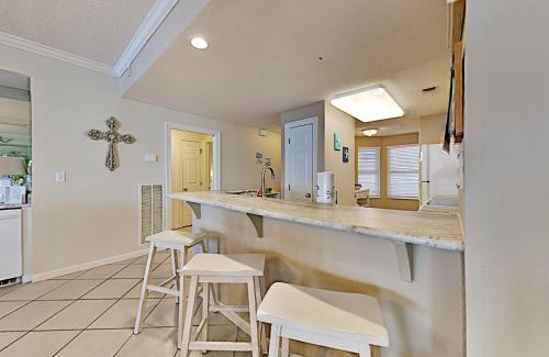 Navarre Beach Apartment | The Pearl of Navarre #902 - Coastal Dreamin