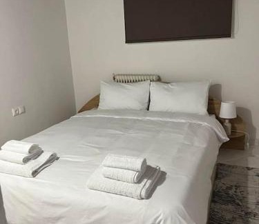 Maniakoi Apartment | The penthouse kastoria