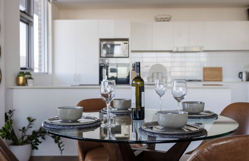 Wollongong CBD House | The Perch - Gorgeous 3 Bedroom Penthouse
