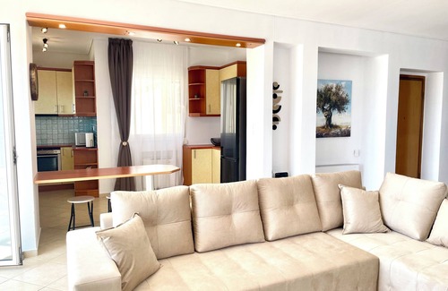Voula Apartment | The perfect blend of comfort and tranquility in this elegant top-floor apartment