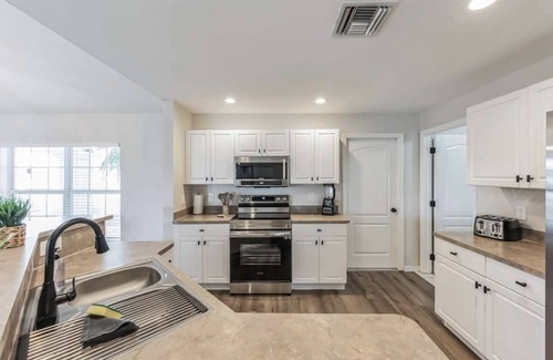 Jacarandas House | The Perfect Cape Coral Getaway