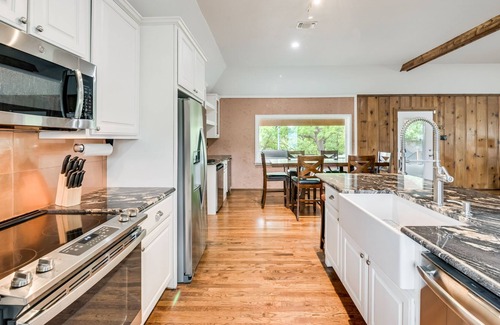 Azle House | The Perfect Getaway/Boat Dock/Eagle Mountain!
