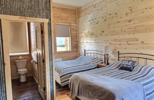 Cochrane Cabin | The perfect "Hideaway" from hectic everyday life in the heart of Buffalo County!