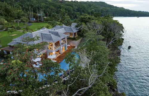 Ocho Rios House | The Perfect Jamaican vacation home for everyone.