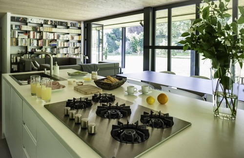Sezana House | The Perfect Place to get away from It all, 19 km from beach. Sleeps 6