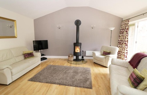 Droitwich House | The Perry Shed