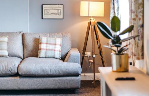 Neenton Apartment | The Pheasant Apartment