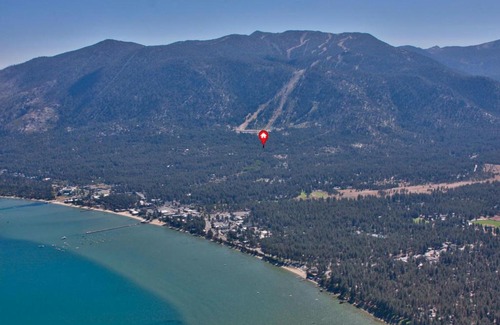 South Lake Tahoe House | The Phoenix by Lake Tahoe Accommodations