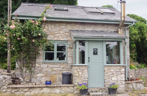 Longford Cottage | The Pigsty Cottage E2783