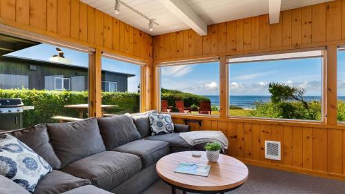 Arch Cape House | The Pilot House by AvantStay Stunning Home Right On Arch Cape Beach