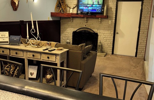 Pine Grove Mills Apartment | The Piney Ridge Escape-Apartment Near PSU