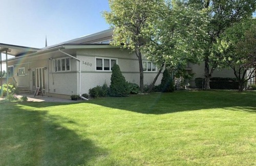 South Addition Apartment | The Pioneer Studio at 1400K