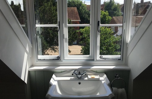 Rye House | The Place in Rye - peaceful spacious cottage in the heart of ancient Rye.