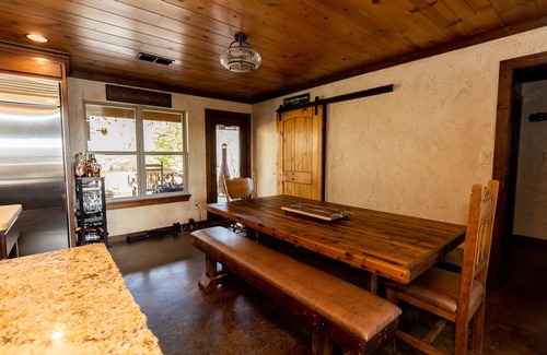 Sulphur Springs Cabin | The Place!