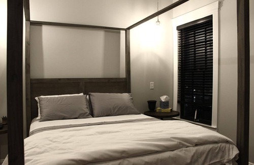Plainfield House | The Plainfield Inn