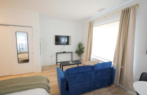 Stamford Apartment | The Platinum Downtown Stamford Studio Getaway