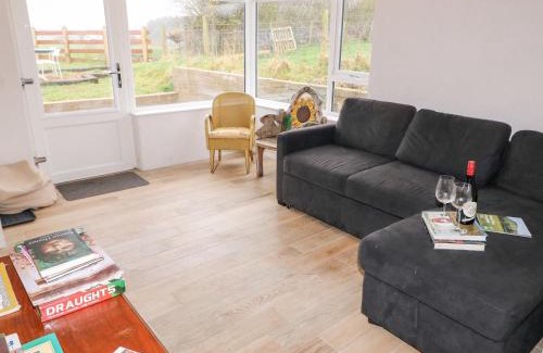 Lisnagunogue House | The Poets Cottage