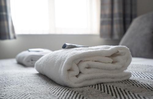 Liverpool Apartment | The Point, 2 Bed Flat, Parking - Pass the Keys