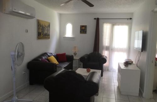 Orange Bay Apartment | The Point