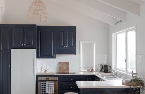 Green Point House | The Point Lake House w/direct access to Wallis Lake.