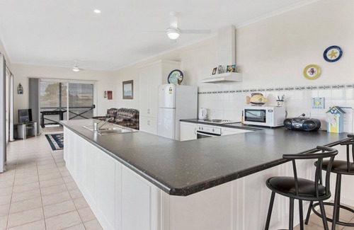 Para Wurlie House | The Point Turton Beach House