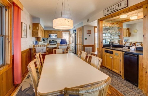 South Nags Head House | The Porch Life | Oceanfront | Hot Tub | Nags Head