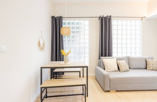 Poblats Maritims Apartment | The Port Beach Valencia Room IV by Florit Flats