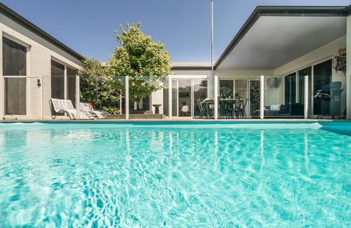 Portsea House | The Portsea Hideaway - Portsea Pool Paradiso