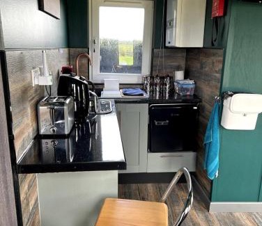 North Watten Ski Chalet | The Potter's Rest, a cosy wee cabin in the Highlands