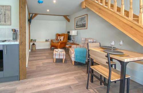 Mersham House | The Potting Shed