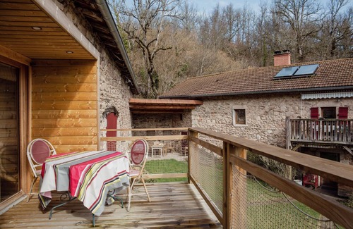 Saint-Rirand Cabin | The Pré Bord micro-gîte