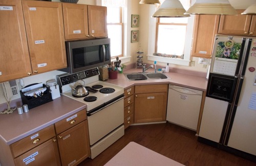 Prairie City House | The Prairie Rose Guesthouse- Strawberry Wilderness at your Doorstep