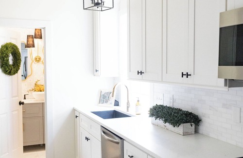 Warsaw House | The Presley House: Historic Downtown Riverfront Home