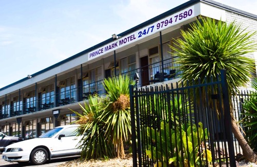 Doveton Hotel | The Prince Mark Motel