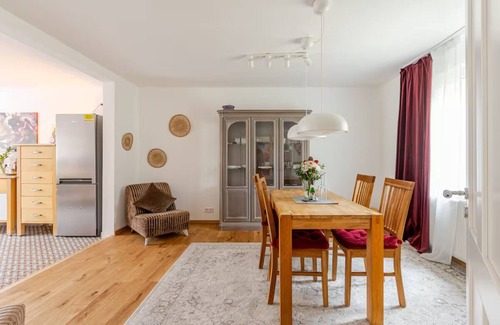 Orth House | The purple house for you alone! Welcome to the Plauderhof