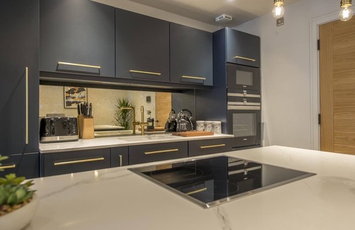 York Apartment | The Quadrant - The Botanical Suite