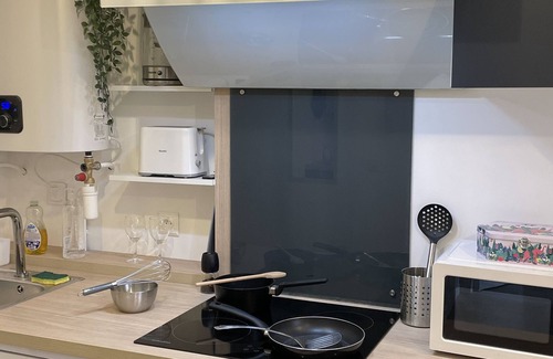 Le Chatelet-en-Brie Apartment | THE QUIET NEST IN THE COUNTRY OF FONTAINEBLEAU