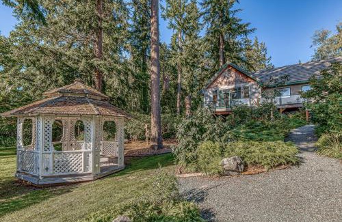 Clinton House | The Quintessa Main House