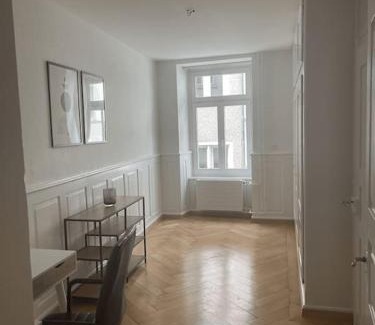 Schaffhausen Apartment | The R Apartment Hurbig - old Tow