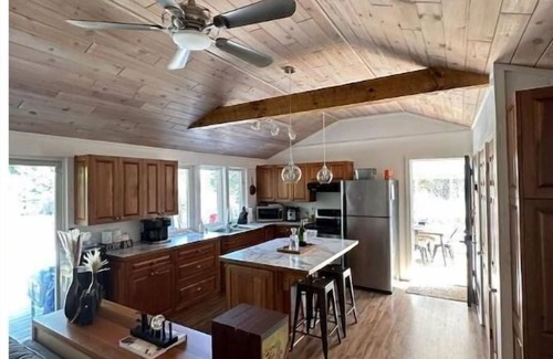 Minden Hills Cottage | The R&R Cottage
