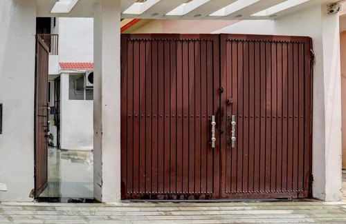 Phulpur Hotel | THE RAGHAV