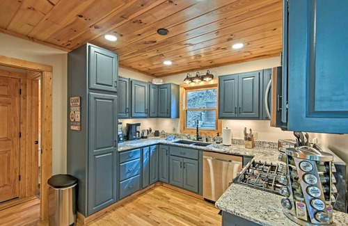 Ellijay House | The Rainbow Lodge- Riverfront, Fiber, HotTub, Fish, DogOK, Game Room, Movie Room