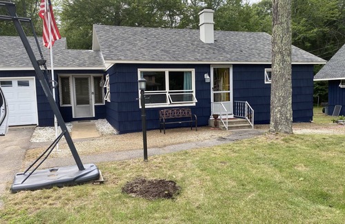 West Alton House | The Ranch on Lake Winni